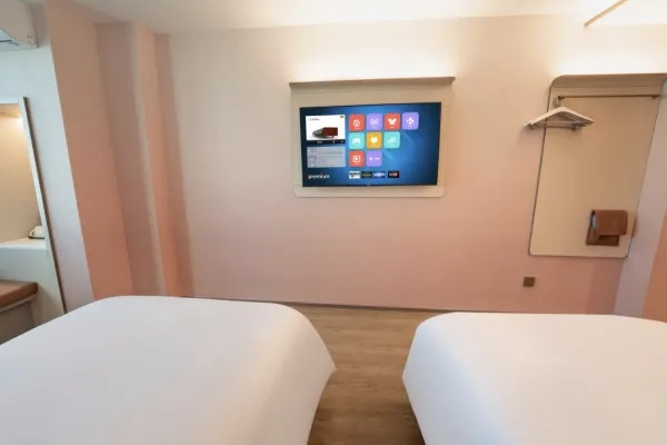 Double room (twin beds)