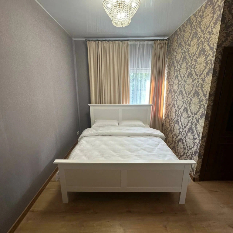 Double room (full double bed)
