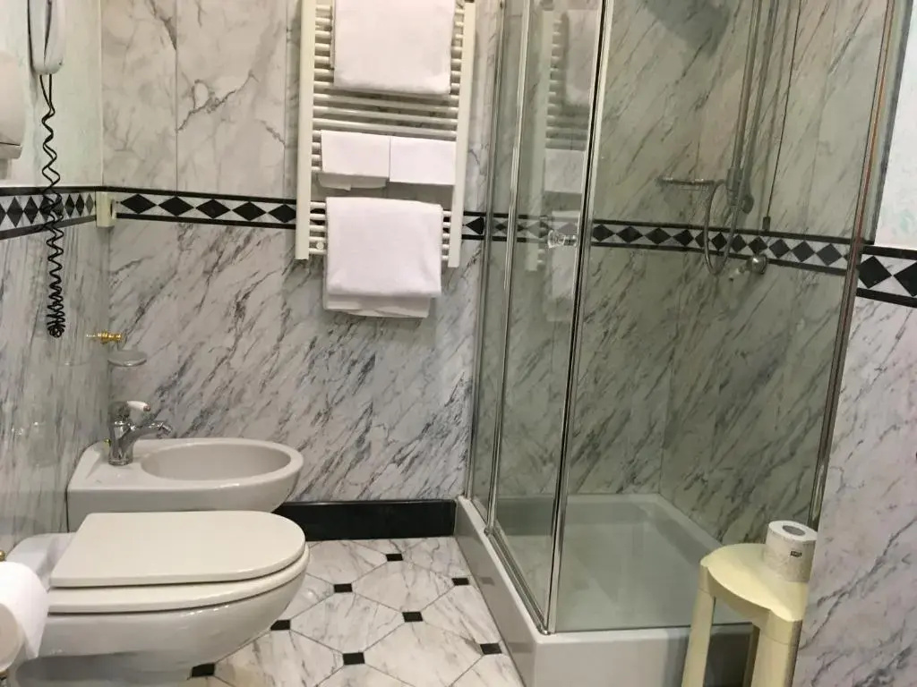 Andreola Central Hotel - Chambres