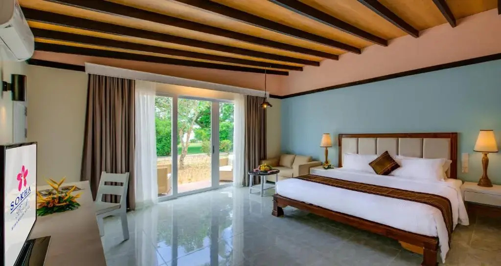Luxury Double Villa beachfront twin beds