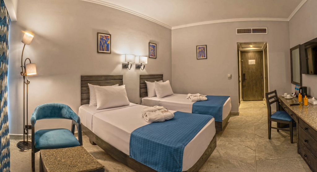 Invidia Coral Beach Tiran - Général
