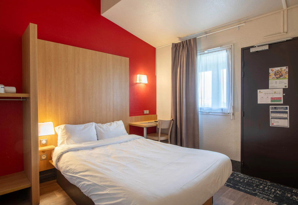 Accessible Double room (full double bed)