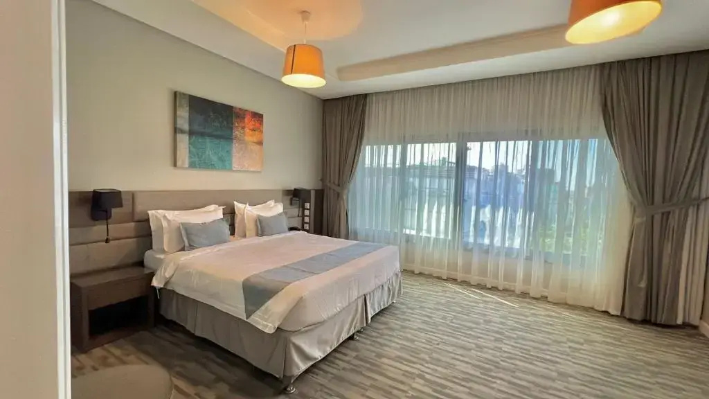 Double Suite with sea view (full double bed)