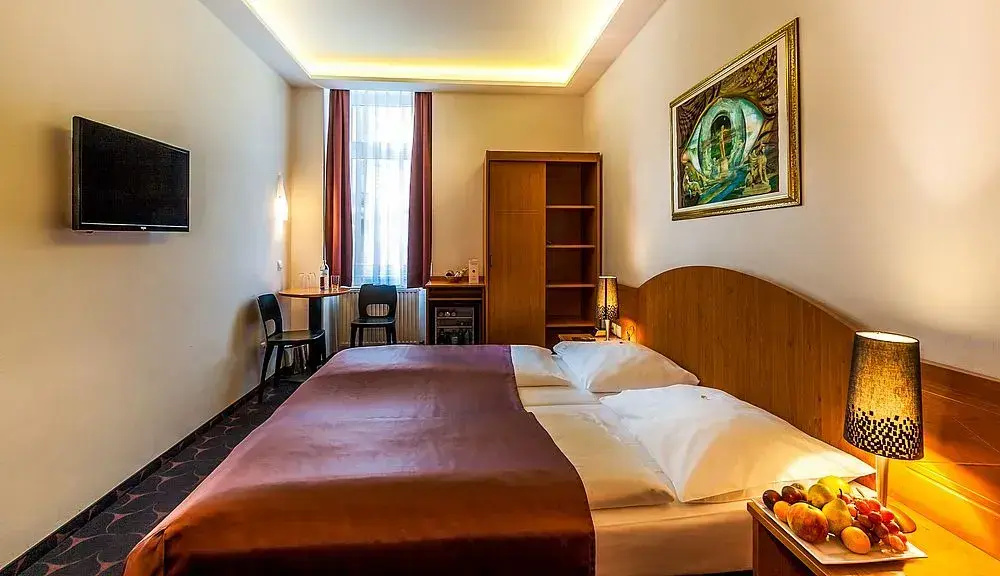 Park Side room