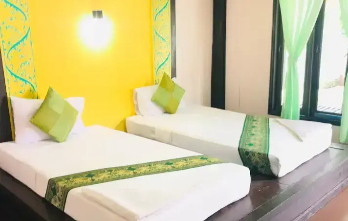 Deluxe Double Beach Bungalow A/C (twin beds)