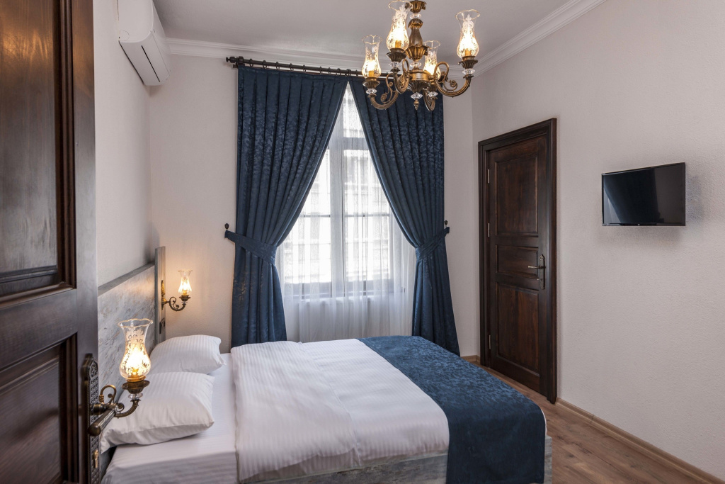 Double Apartment (full double bed)