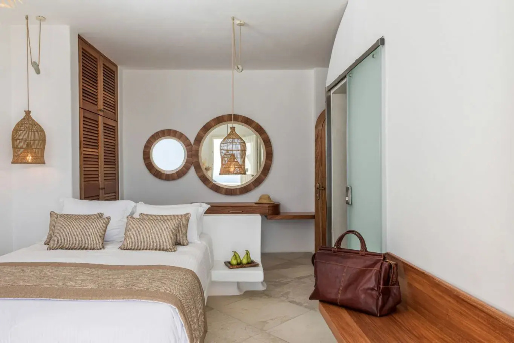 White Junior Villa