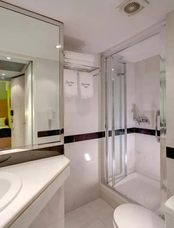 Polis Grand Hotel - Chambres