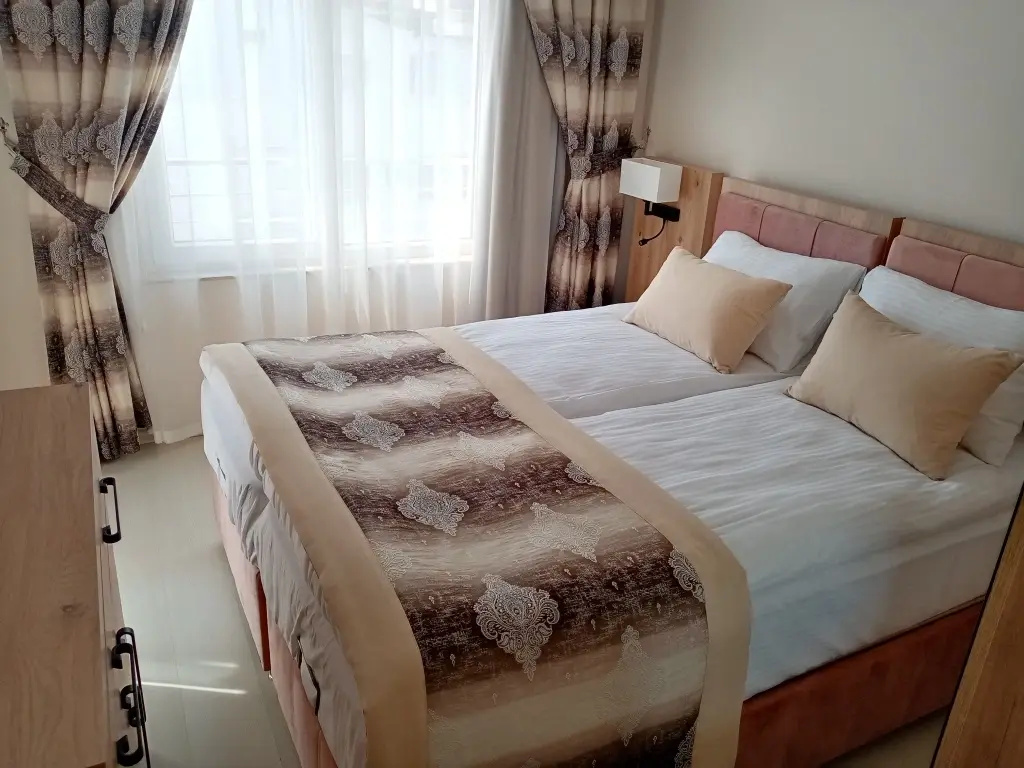 Sextuple Duplex room