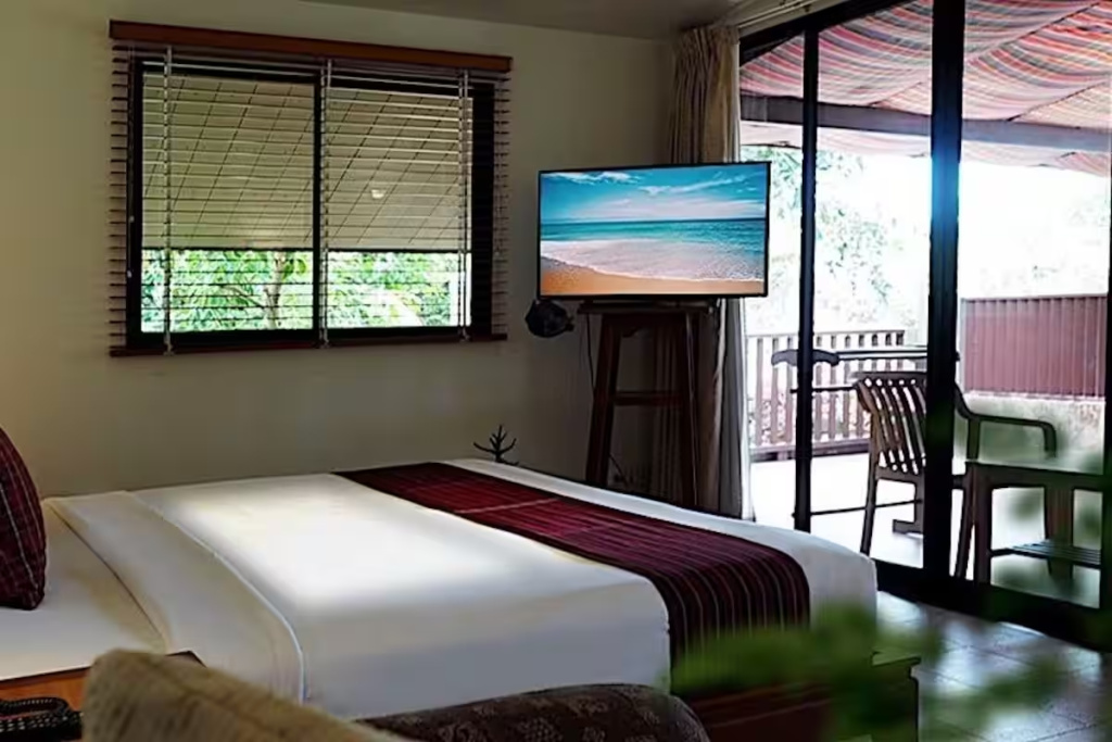 Treetop Double Suite (full double bed)