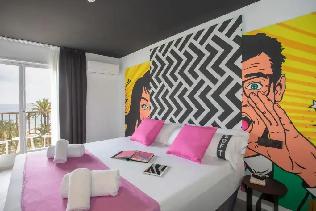 Casual Pop Art Benidorm - Général