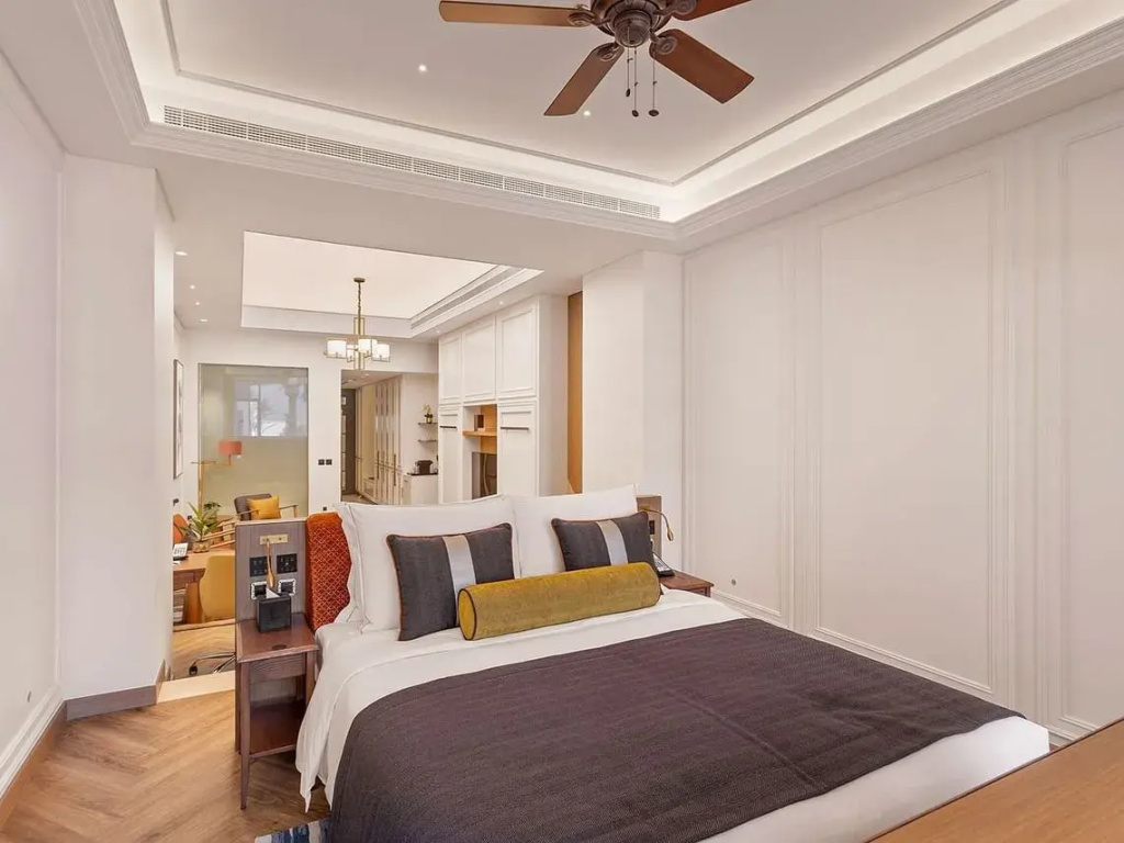 Executive room