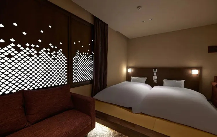 Superior Japanese Style room