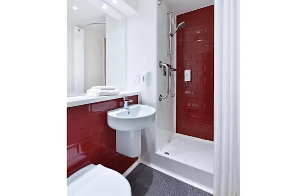 Двухместный номер Standard двуспальная кровать в Travelodge Liverpool Central Exchange Street