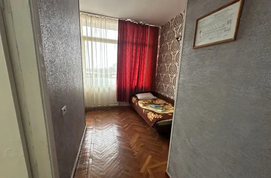 1 room Family Double room (twin beds)