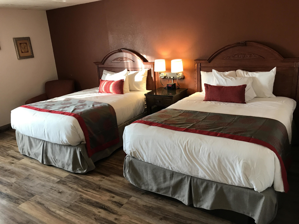 Double room (twin beds)