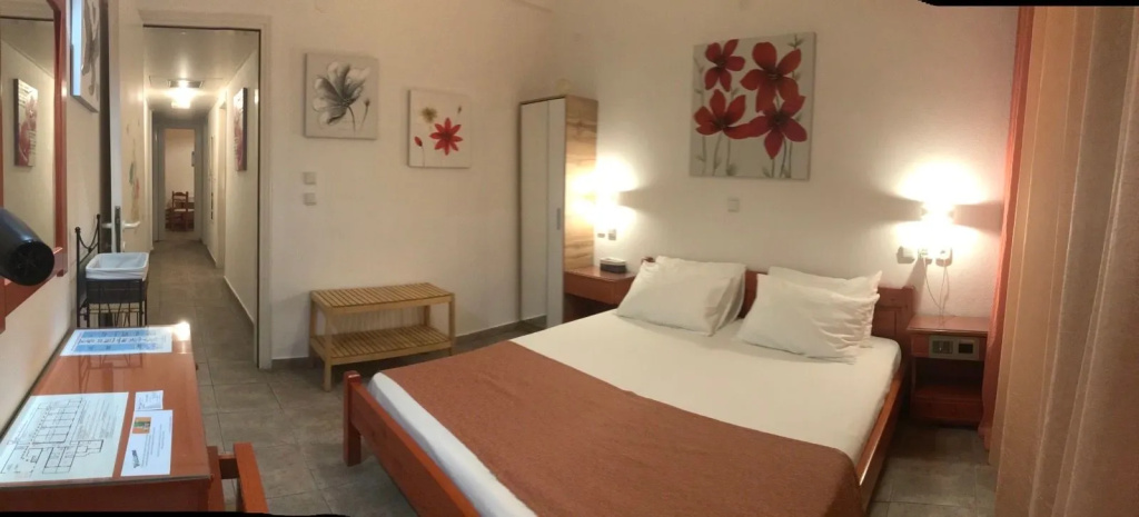 Double Suite (full double bed)