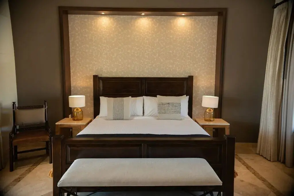 Suite with Patio with garden view