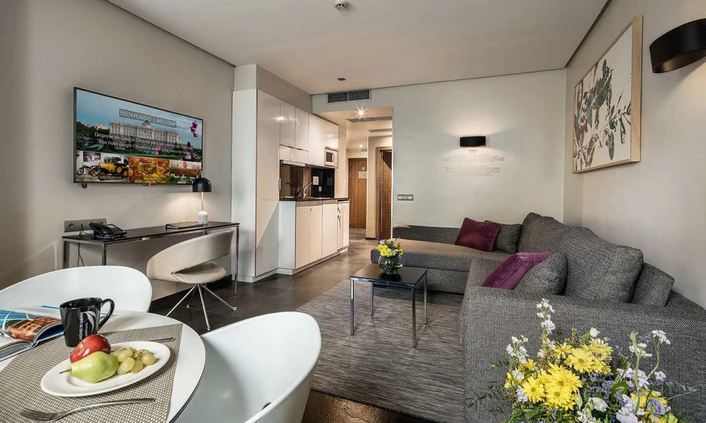 Apartosuites Jardines de Sabatini - Chambres