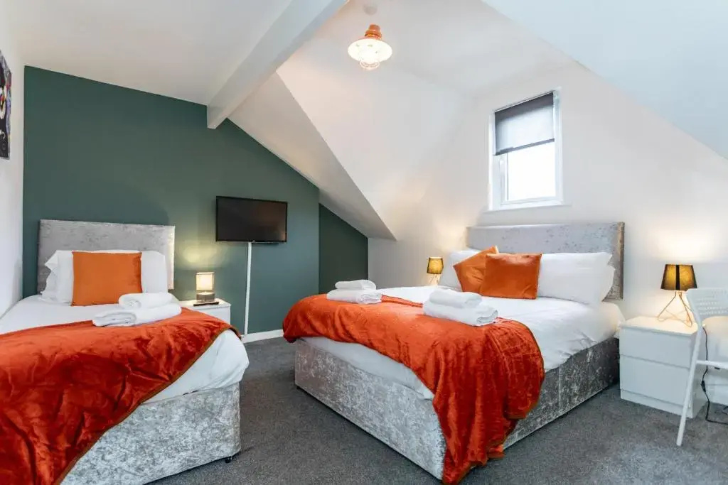 Economy Triple room