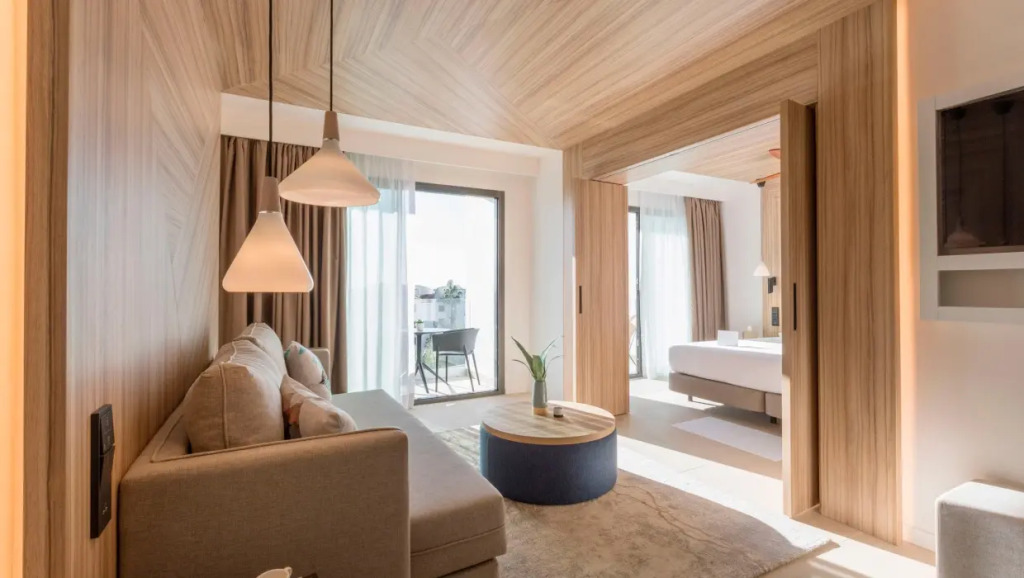Двухместный люкс с видом на море двуспальная кровать в Bordoy Alcudia Port Suites - Adult Only