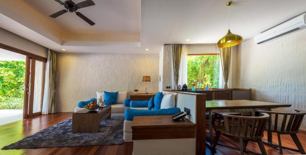 Hideaway Beach Resort & Spa