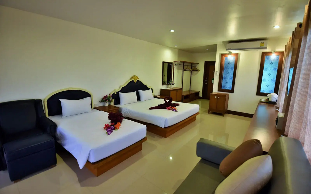 Family Triple room