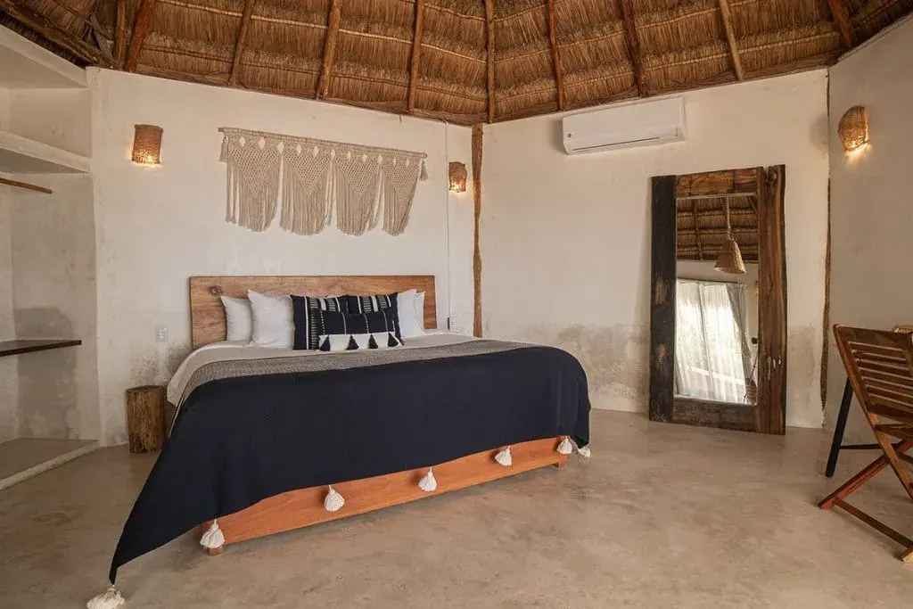 Oceanfront Double Villa (full double bed)