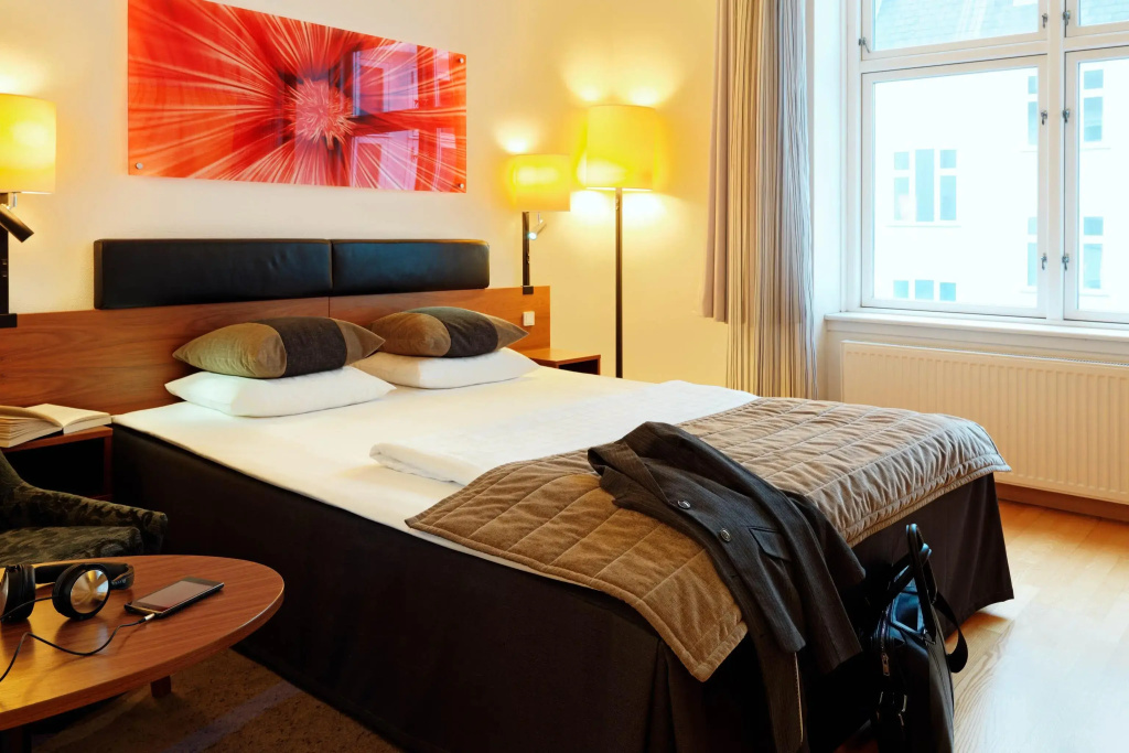 Standard Double room (full double bed)