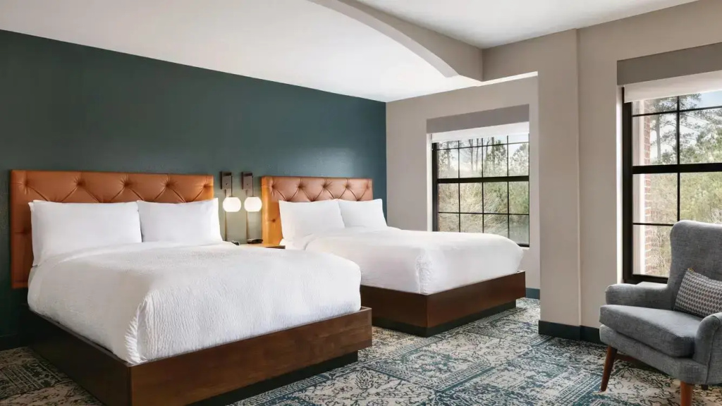 Four Points by Sheraton Raleigh Arena - Chambres