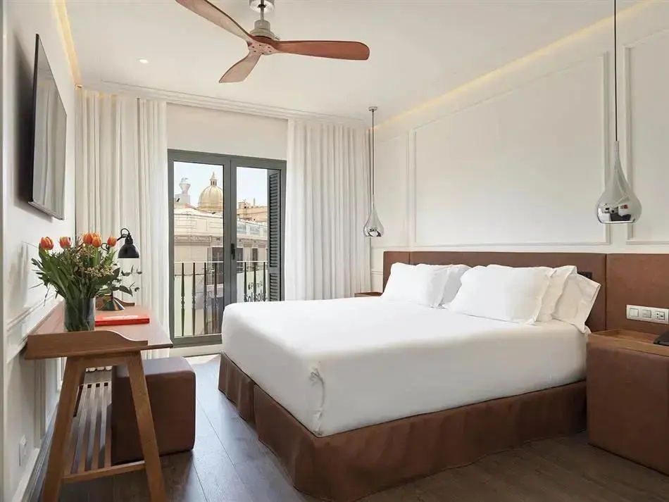 H10 Universitat Hotel - Chambres