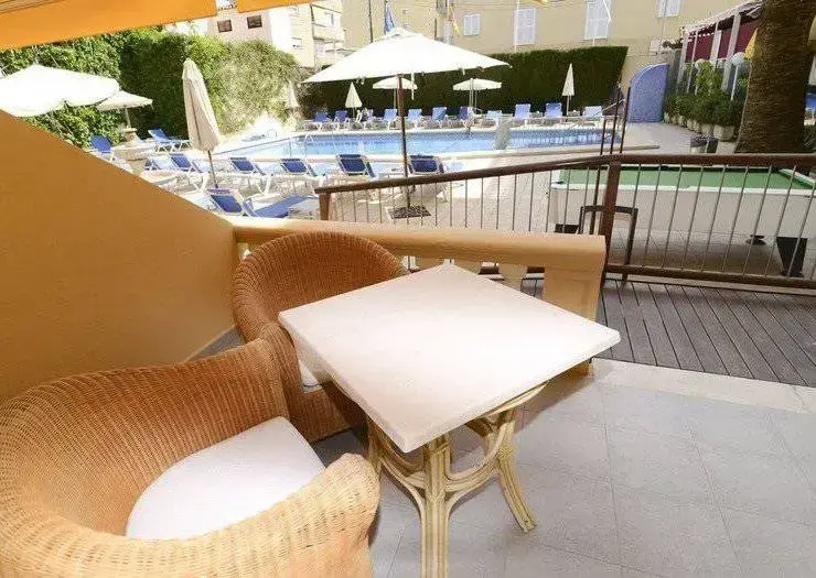 Hotel Amoros - Chambres