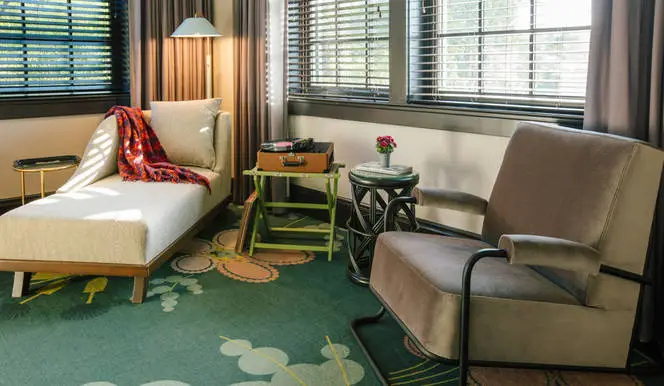 Grand Double room (full double bed)