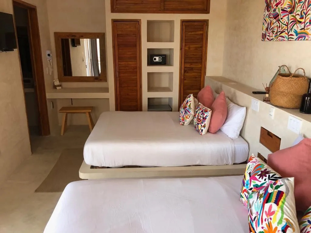 Double Junior Suite (twin beds)