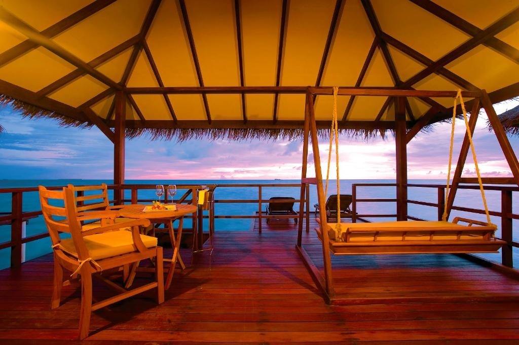 Filitheyo Island Resort