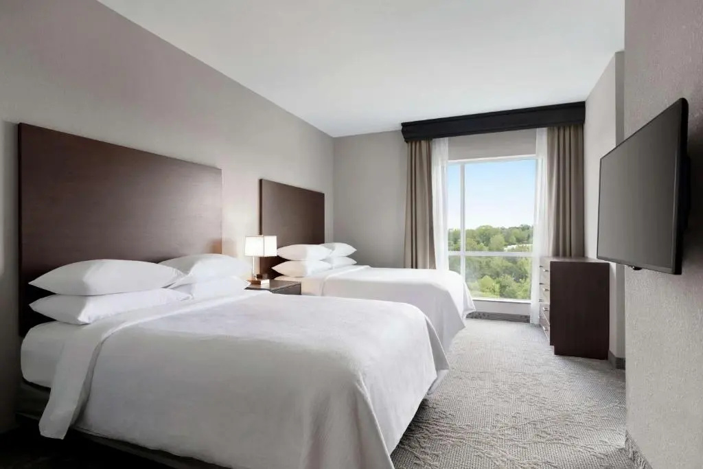 Embassy Suites by Hilton Charlotte Ayrsley - Chambres