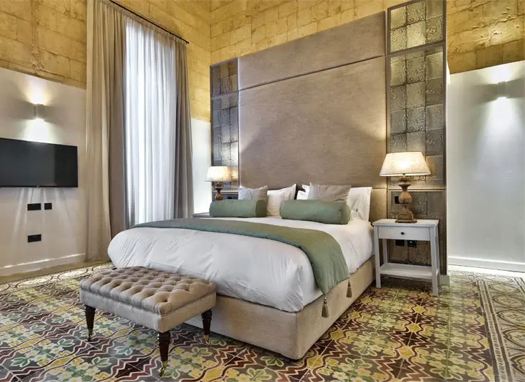 Grand Double Suite (full double bed)