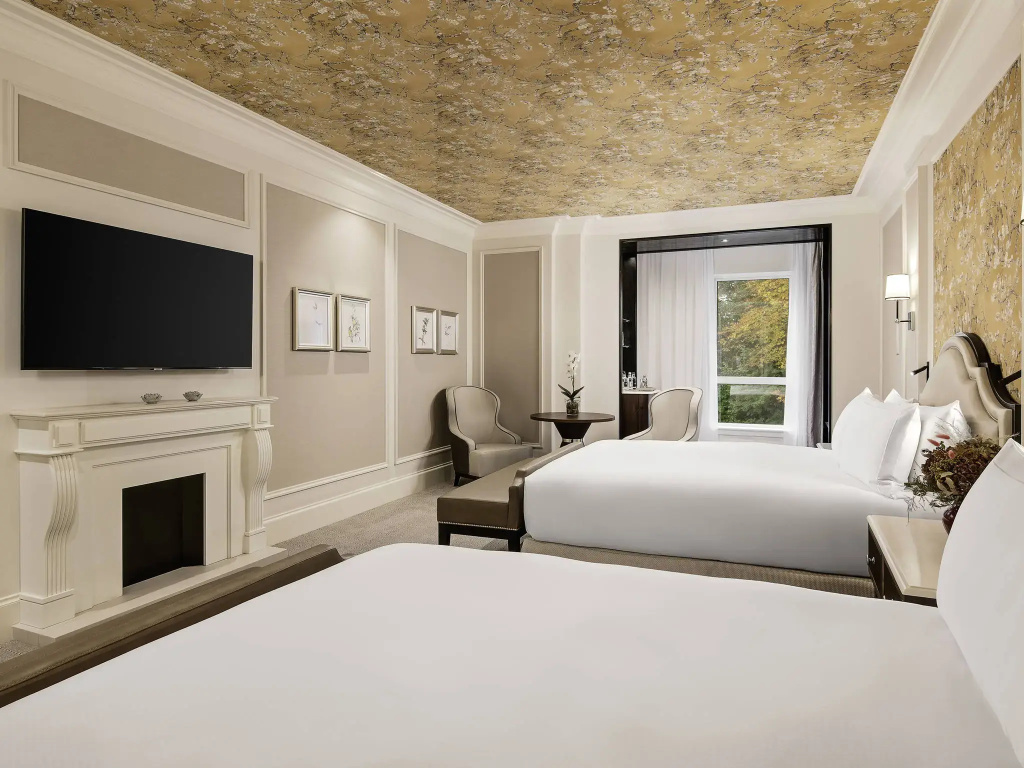 Fairmont Double room (twin beds)