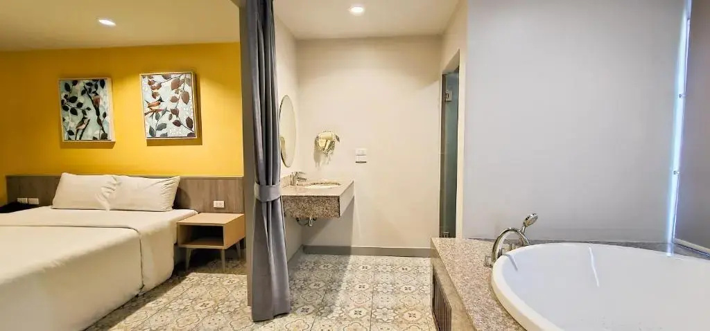 Recenta Suite Phuket Suanluang Hotel - Chambres