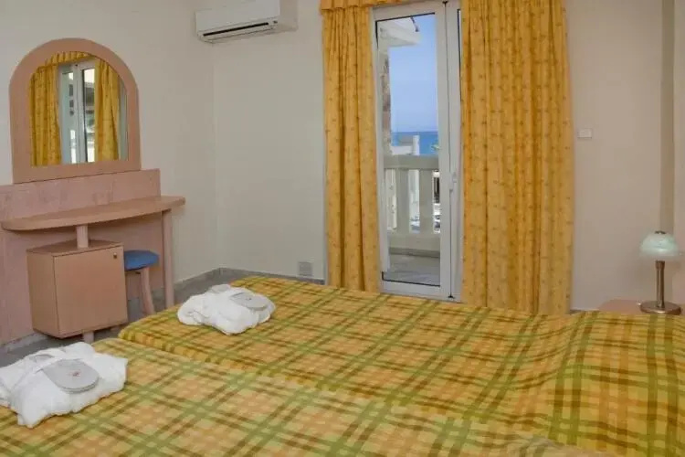 1 Bedroom Maisonette