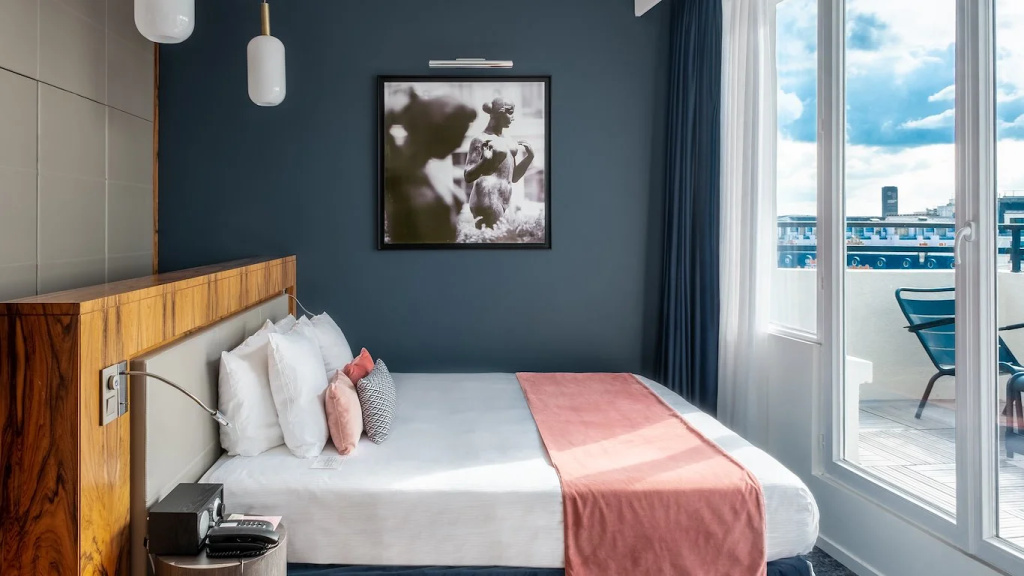 Pley Hotel 78