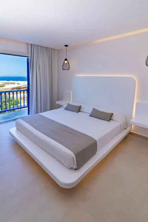 Daylight Wing Double room (full double bed)