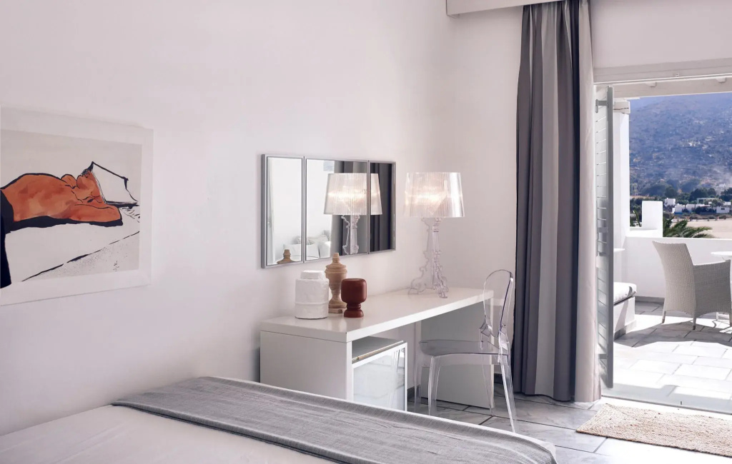 Classic Double room with sea view (full double bed)