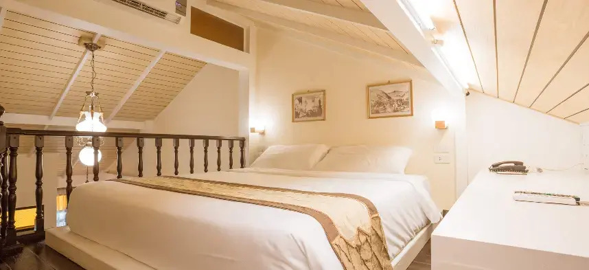 Двухместные Duplex двуспальная кровать в Chuchai Buri Sri Amphawa