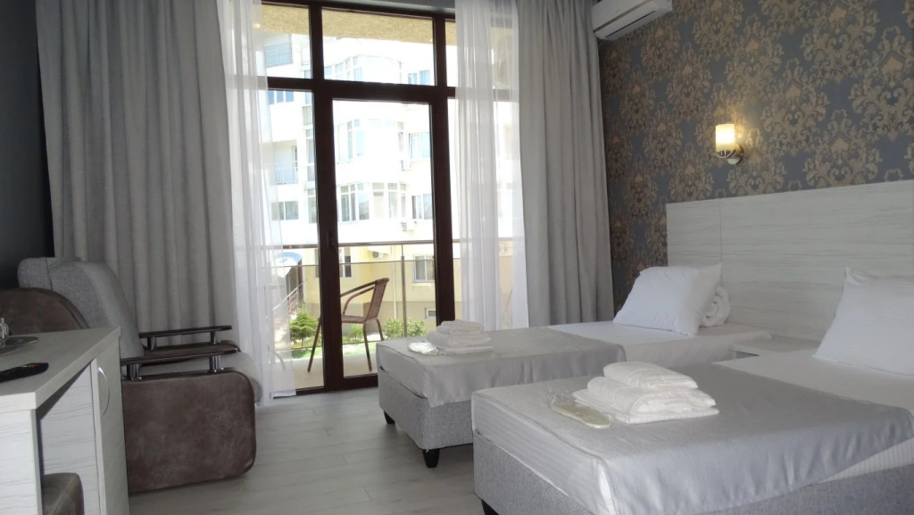 Comfort Double room with balcony (twin beds)