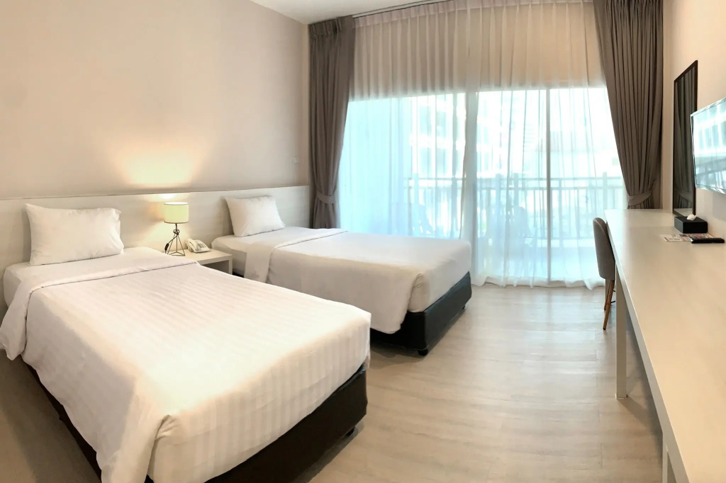 Deluxe Double room (twin beds)