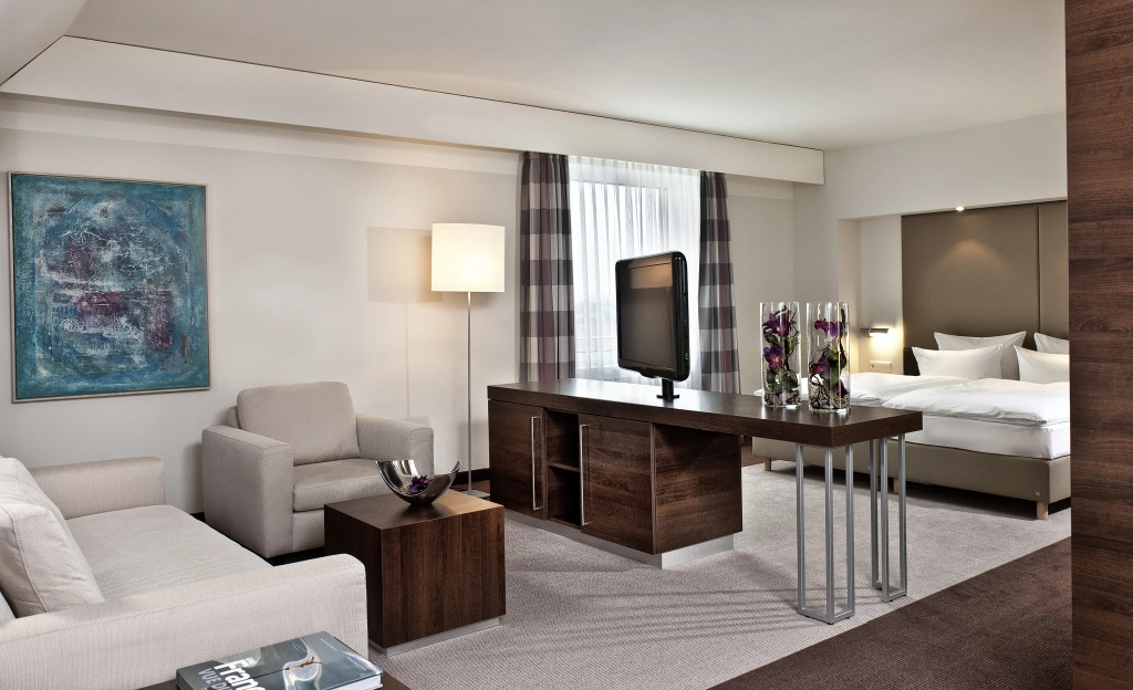 Double Junior Suite (full double bed)
