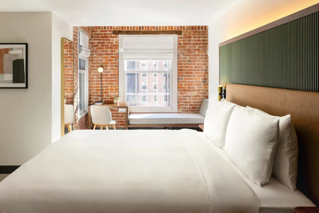 Double Junior Suite (full double bed)