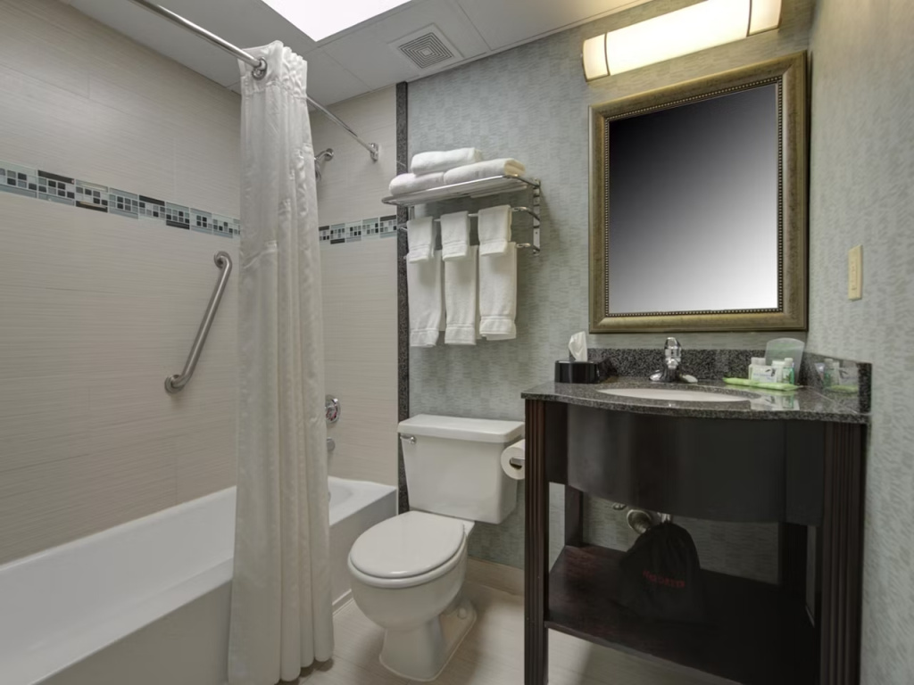 Holiday Inn Plainview-Long Island by IHG - Chambres