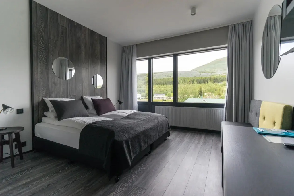 Deluxe Double room (full double bed)